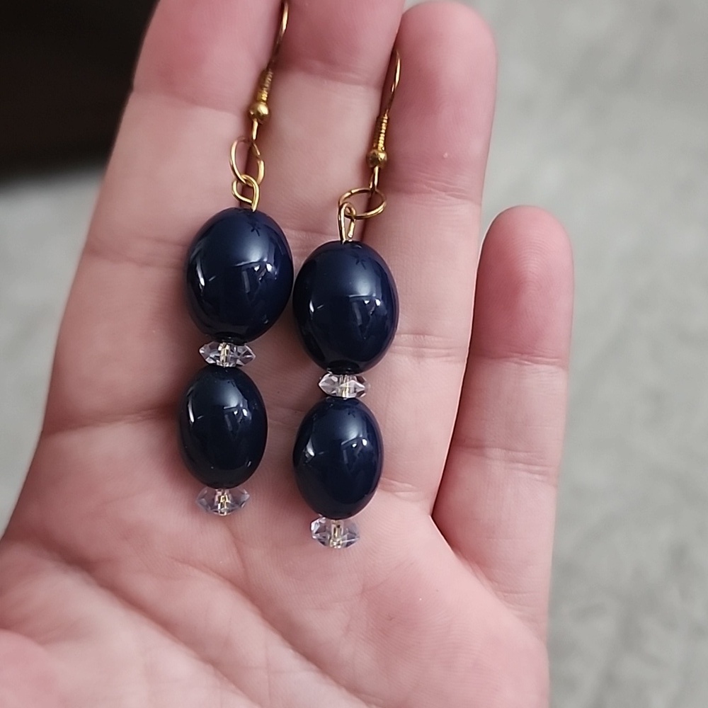 (89) Navy and Gold Dangle Earrings